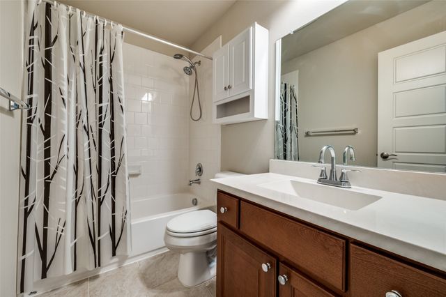 1932 Campground Way, Aubrey, TX 76227