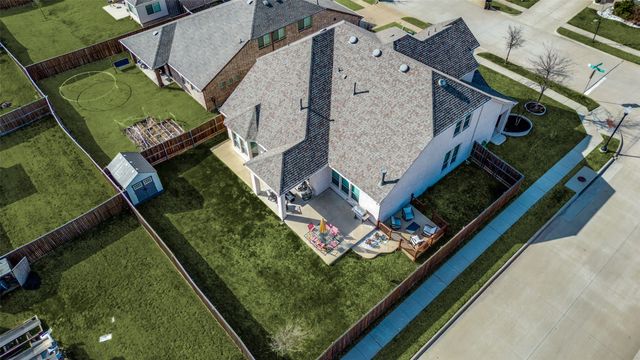 1932 Campground Way, Aubrey, TX 76227