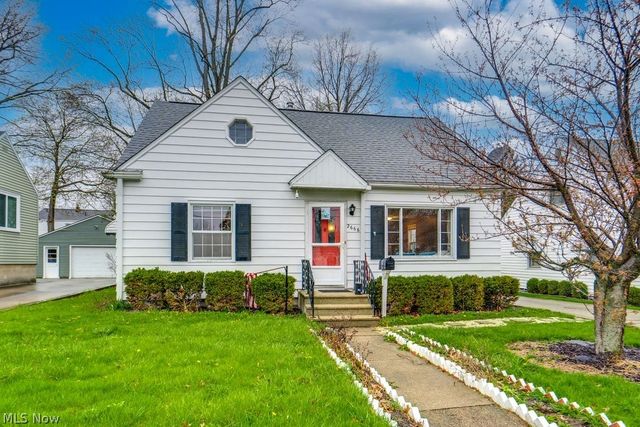 2666 10th Street, Cuyahoga Falls, OH 44221