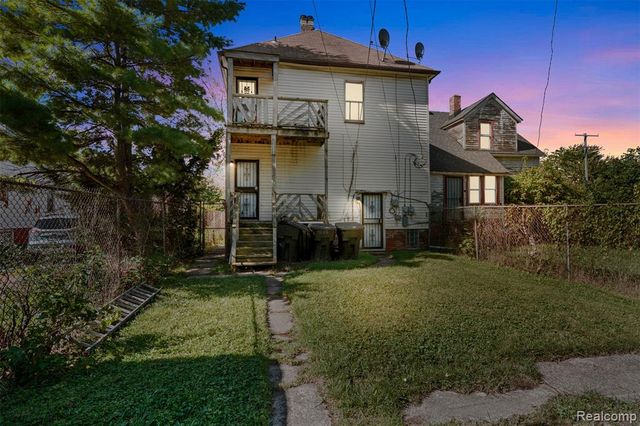 4840 Saint Clair Street, Detroit, MI 48214