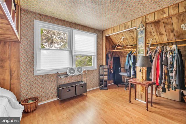 36 MESSENGER LN, Willingborough, NJ 08046