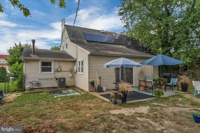 36 MESSENGER LN, Willingborough, NJ 08046
