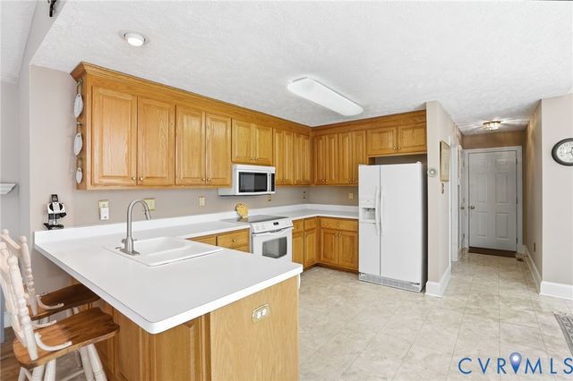 16242 Chiswell Ln, Beaverdam, VA 23015