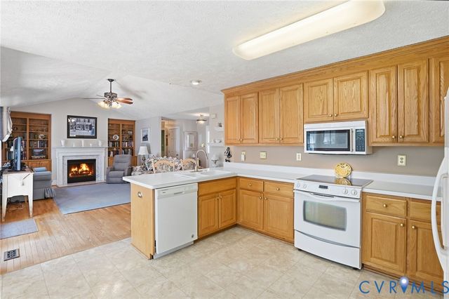 16242 Chiswell Ln, Beaverdam, VA 23015