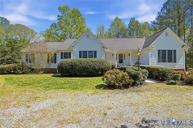 16242 Chiswell Ln, Beaverdam, VA 23015