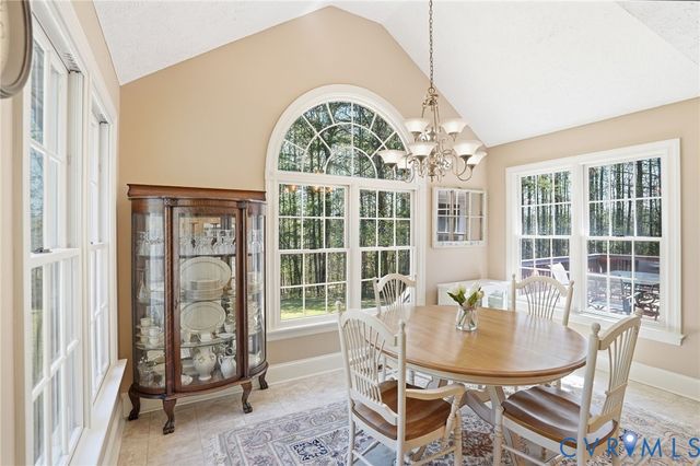 16242 Chiswell Ln, Beaverdam, VA 23015