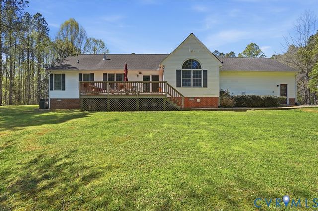 16242 Chiswell Ln, Beaverdam, VA 23015