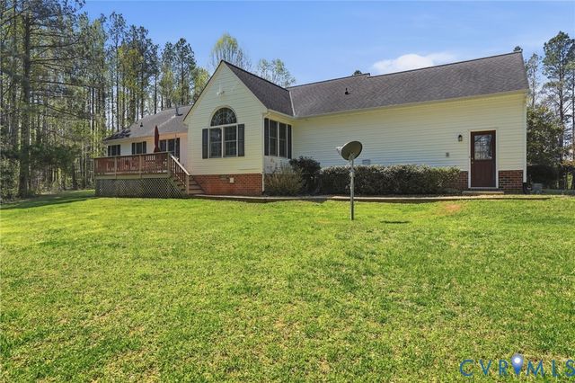 16242 Chiswell Ln, Beaverdam, VA 23015