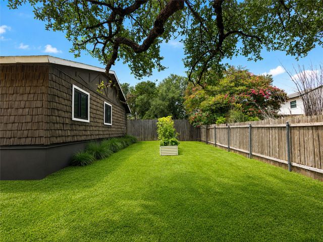 6800 Rearden RD, Austin, TX 78745