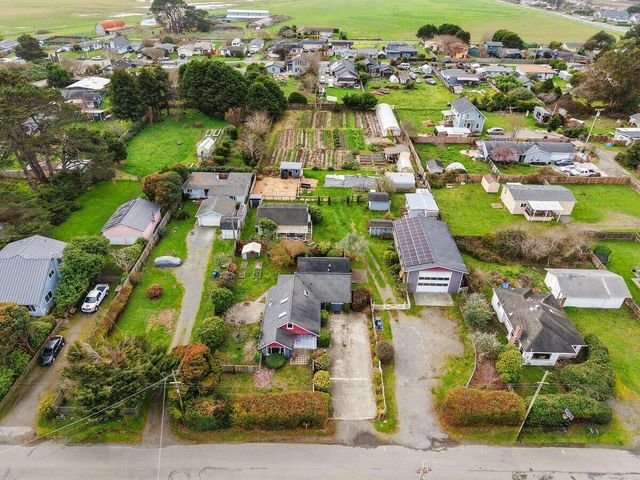 1466 Anderson Avenue, Mckinleyville, CA 95519