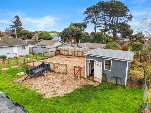 1466 Anderson Avenue, Mckinleyville, CA 95519