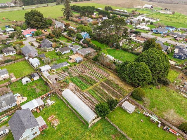 1466 Anderson Avenue, Mckinleyville, CA 95519