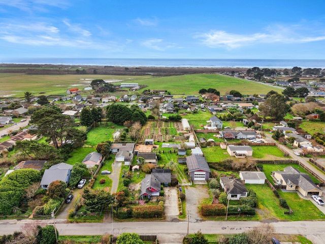 1466 Anderson Avenue, Mckinleyville, CA 95519