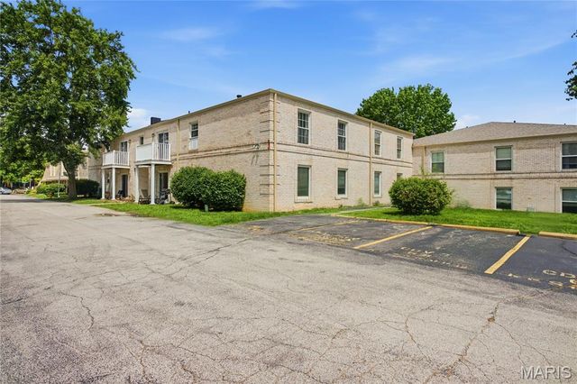 4342 Forest De Ville Drive C, Oakville, MO 63129