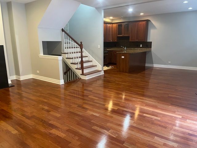 334 N Jefferson Street A, Chicago, IL 60661