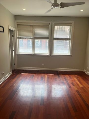 334 N Jefferson Street A, Chicago, IL 60661