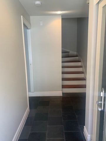 334 N Jefferson Street A, Chicago, IL 60661