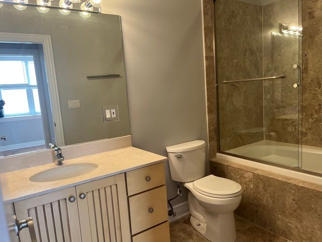 334 N Jefferson Street A, Chicago, IL 60661