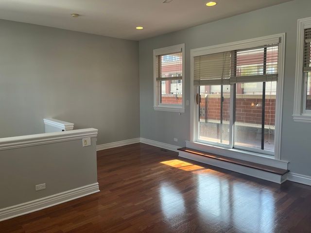 334 N Jefferson Street A, Chicago, IL 60661