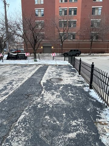 334 N Jefferson Street A, Chicago, IL 60661