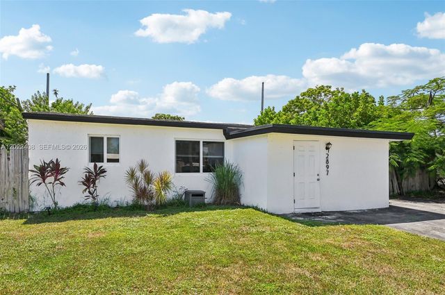 2897 NE 12th Ave, Pompano Beach, FL 33064