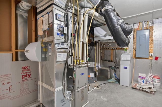 16520 61st Avenue N, Plymouth, MN 55446