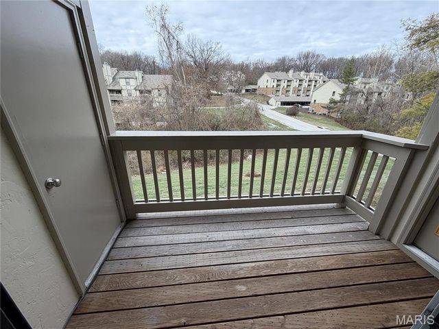 2205 Sequoia Park Court C, Maryland Heights, MO 63043