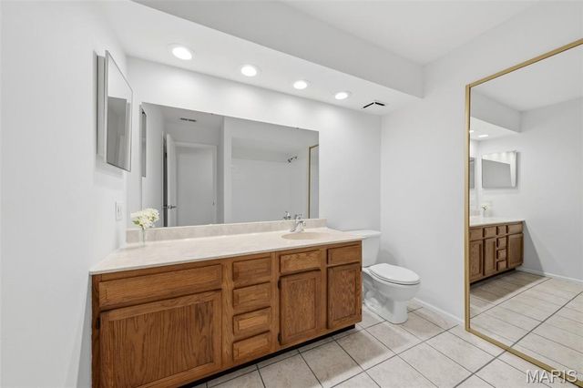 2205 Sequoia Park Court C, Maryland Heights, MO 63043