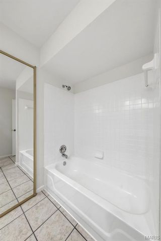2205 Sequoia Park Court C, Maryland Heights, MO 63043