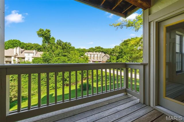 2205 Sequoia Park Court C, Maryland Heights, MO 63043