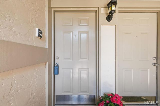 2205 Sequoia Park Court C, Maryland Heights, MO 63043