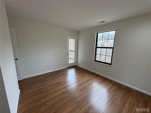 2205 Sequoia Park Court C, Maryland Heights, MO 63043