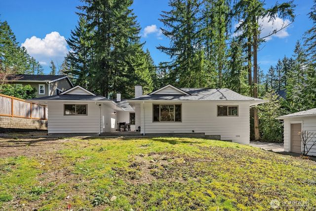3057 241st Avenue SE, Sammamish, WA 98075