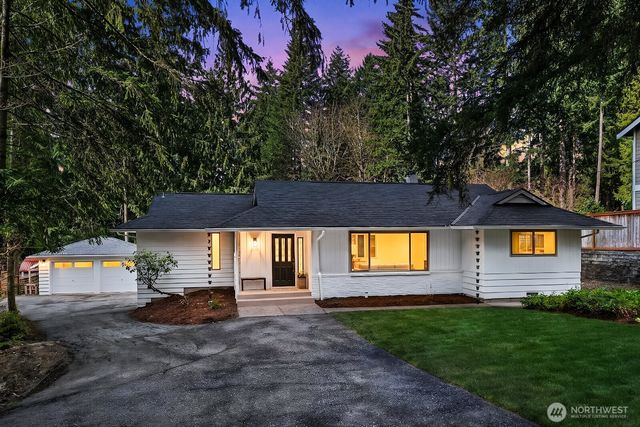 3057 241st Avenue SE, Sammamish, WA 98075