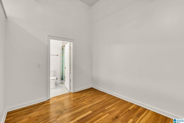 300 20th St N Apt 201, Birmingham, AL 35203