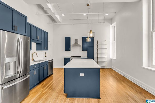300 20th St N Apt 201, Birmingham, AL 35203