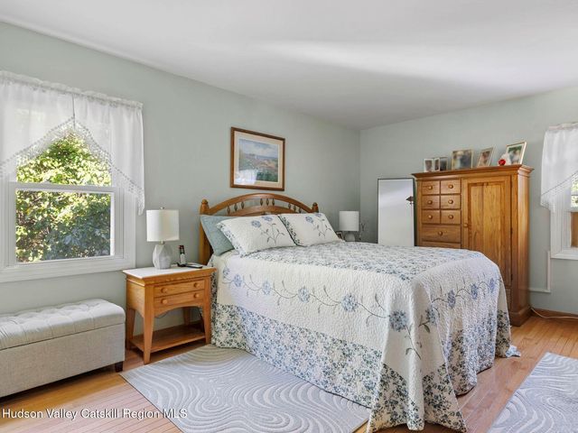 706 Glasco Turnpike, Saugerties, NY 12477