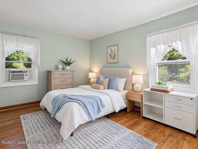 706 Glasco Turnpike, Saugerties, NY 12477