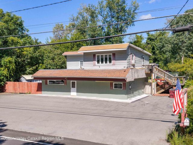 706 Glasco Turnpike, Saugerties, NY 12477