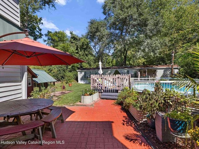 706 Glasco Turnpike, Saugerties, NY 12477