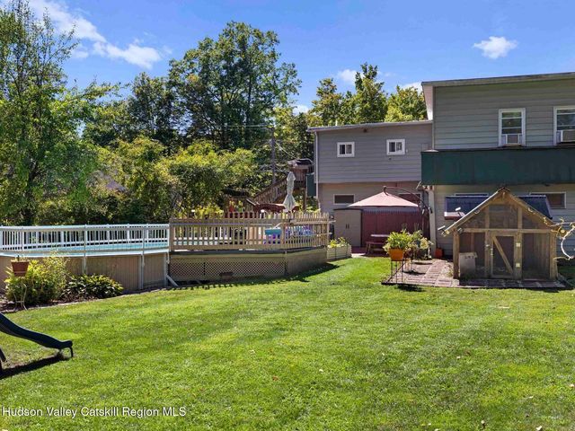 706 Glasco Turnpike, Saugerties, NY 12477