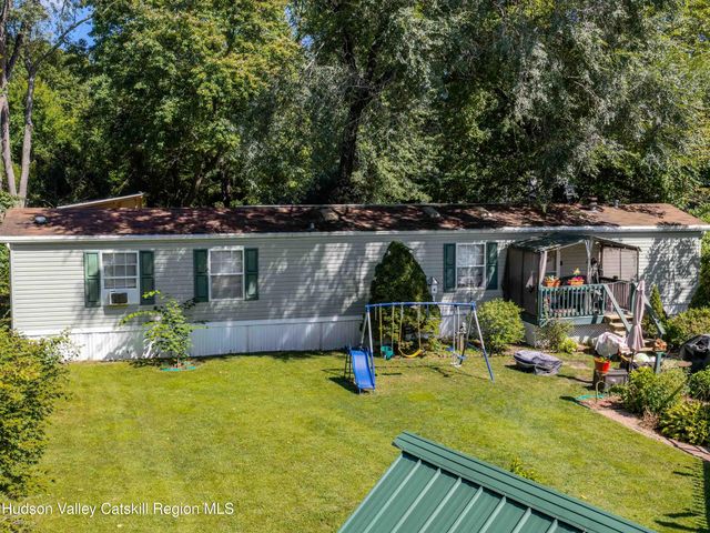 706 Glasco Turnpike, Saugerties, NY 12477