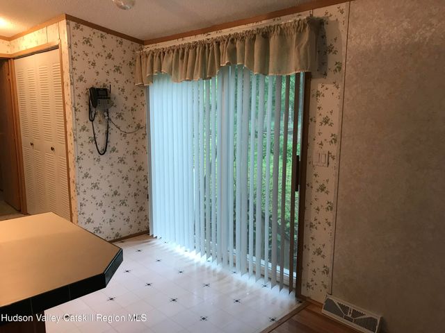 706 Glasco Turnpike, Saugerties, NY 12477