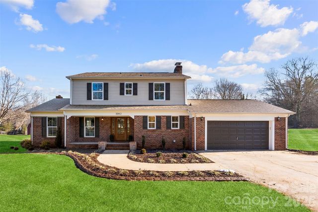 1982 Jim Mccarter Road N, Clover, SC 29710