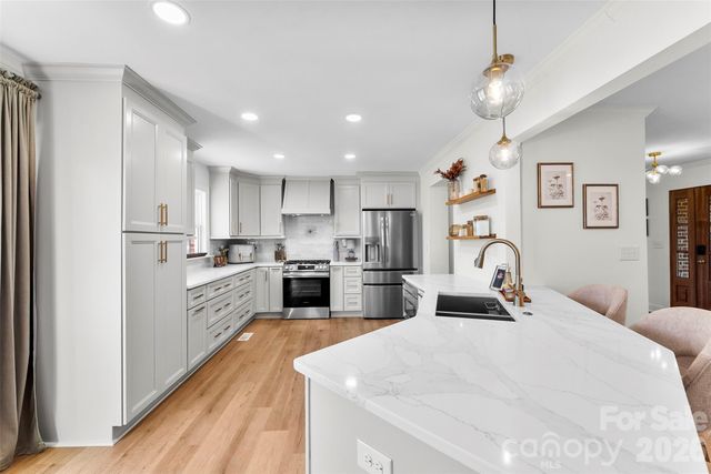 1982 Jim Mccarter Road N, Clover, SC 29710