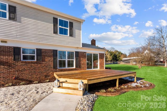 1982 Jim Mccarter Road N, Clover, SC 29710