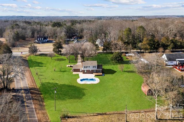 1982 Jim Mccarter Road N, Clover, SC 29710