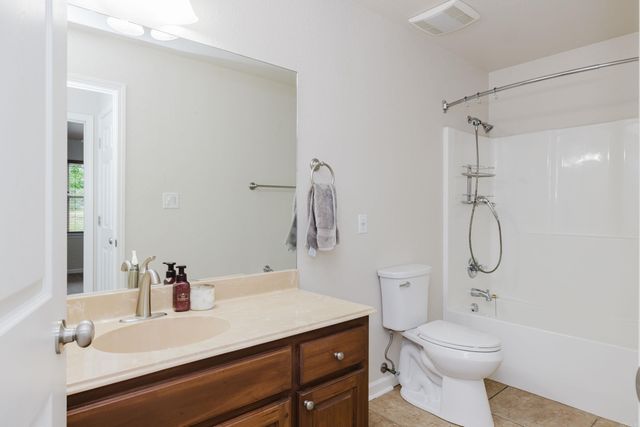 5429 Dew Trl, Bauxite, AR 72011