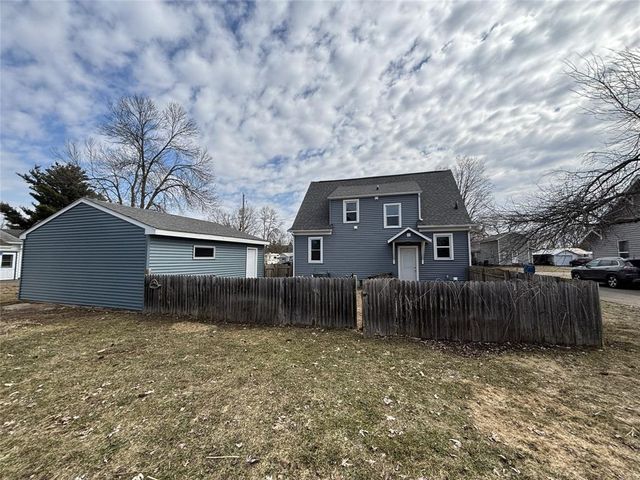 312 S 3rd Street, Cameron, WI 54822