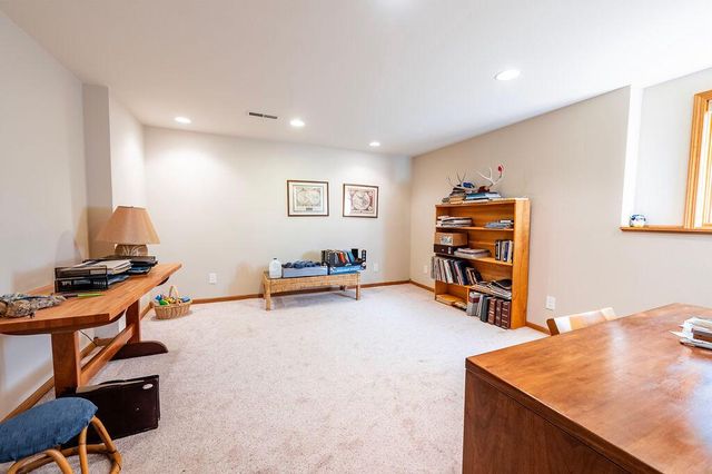 W6616 County Road V, Holmen, WI 54636